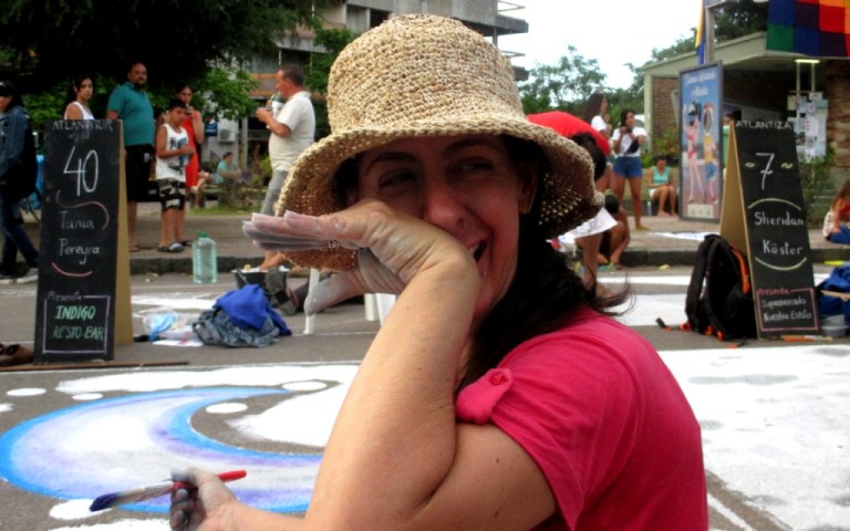 ATLAN TIZA, ARTE CALLEJERO EN TIZA, MURAL, URUGUAY