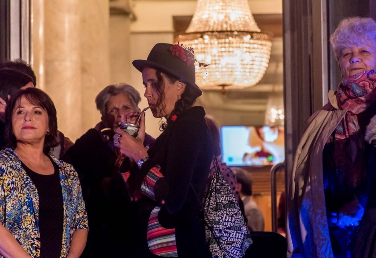 TOMANDO MATE MONTEVIDEO_7