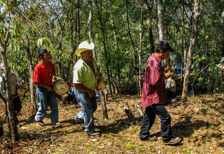 FIESTA DE LA CRUZ COMUNIDAD INDIGENA