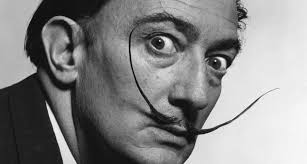 DALÍ CON BIGOTE 1