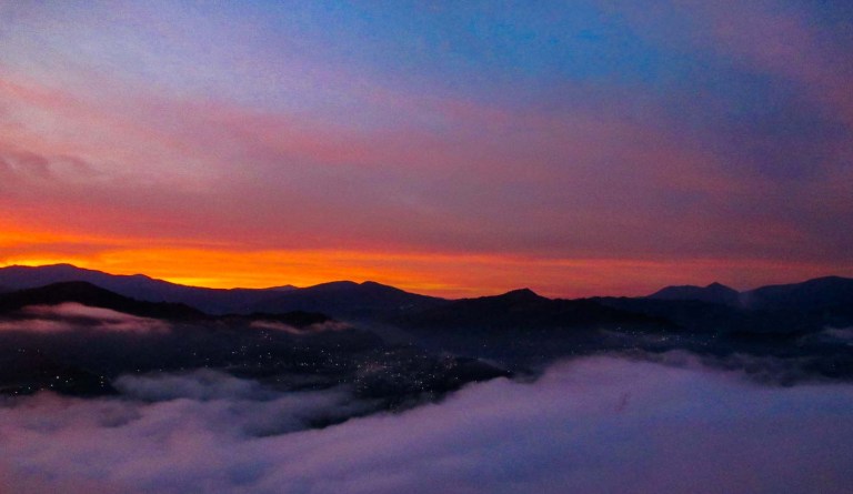 CIELO ATARDECER MONTAÑA_2