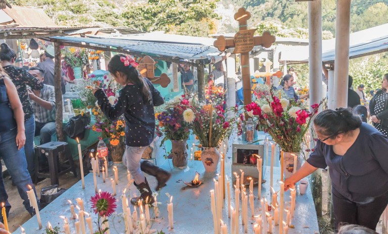 DÍA DE MUERTOS velando 2