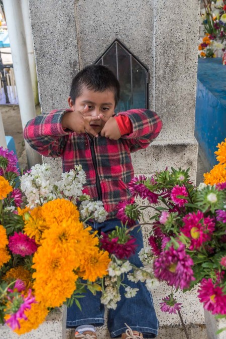 DÍA DE MUERTOS velando