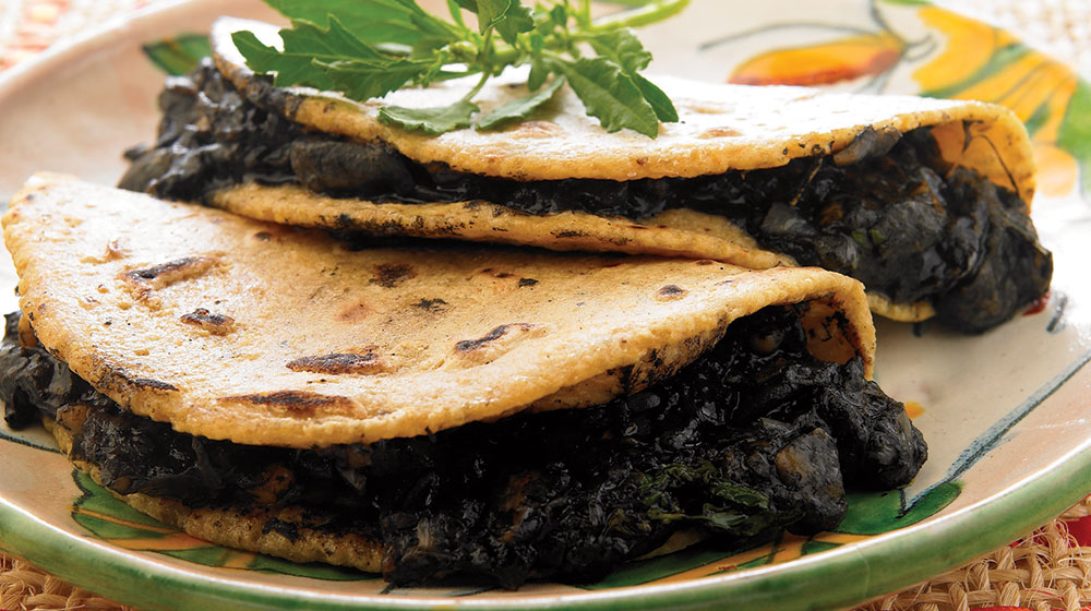 quesadillas-de-huitlacoche